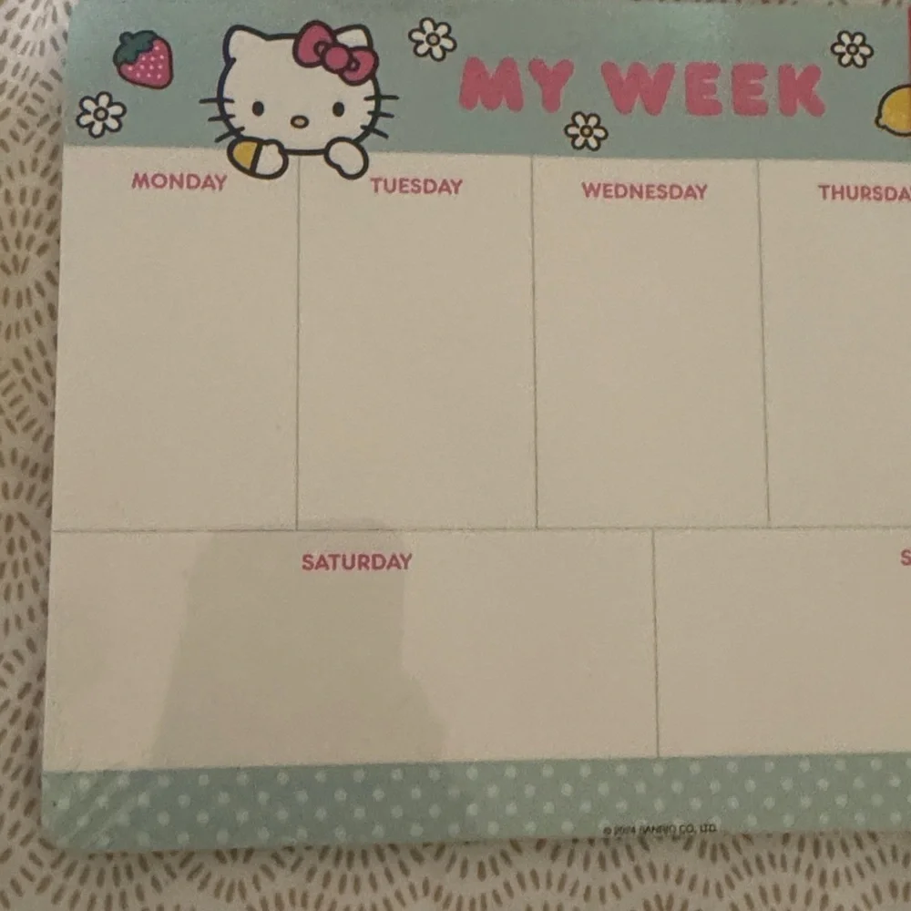 HELLO KITTY WEEKLY DEAK PAD